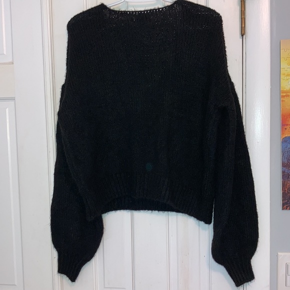 Urban Outfitters Vneck Black Sweater - Picture 4 of 4